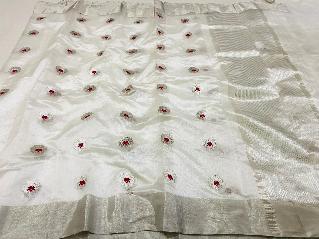 Silver zare border mena motif saree Chanderi saree wala