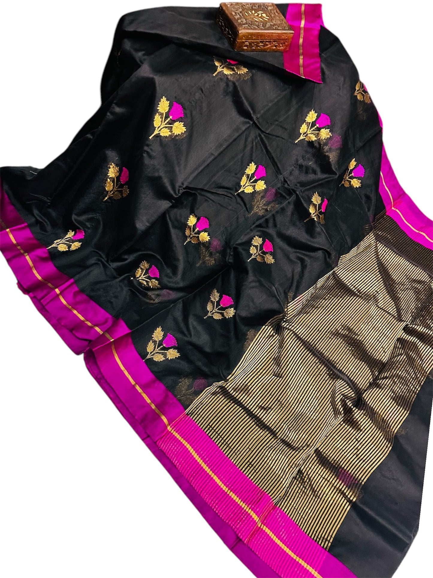 Black chanderi handwoven silk saree