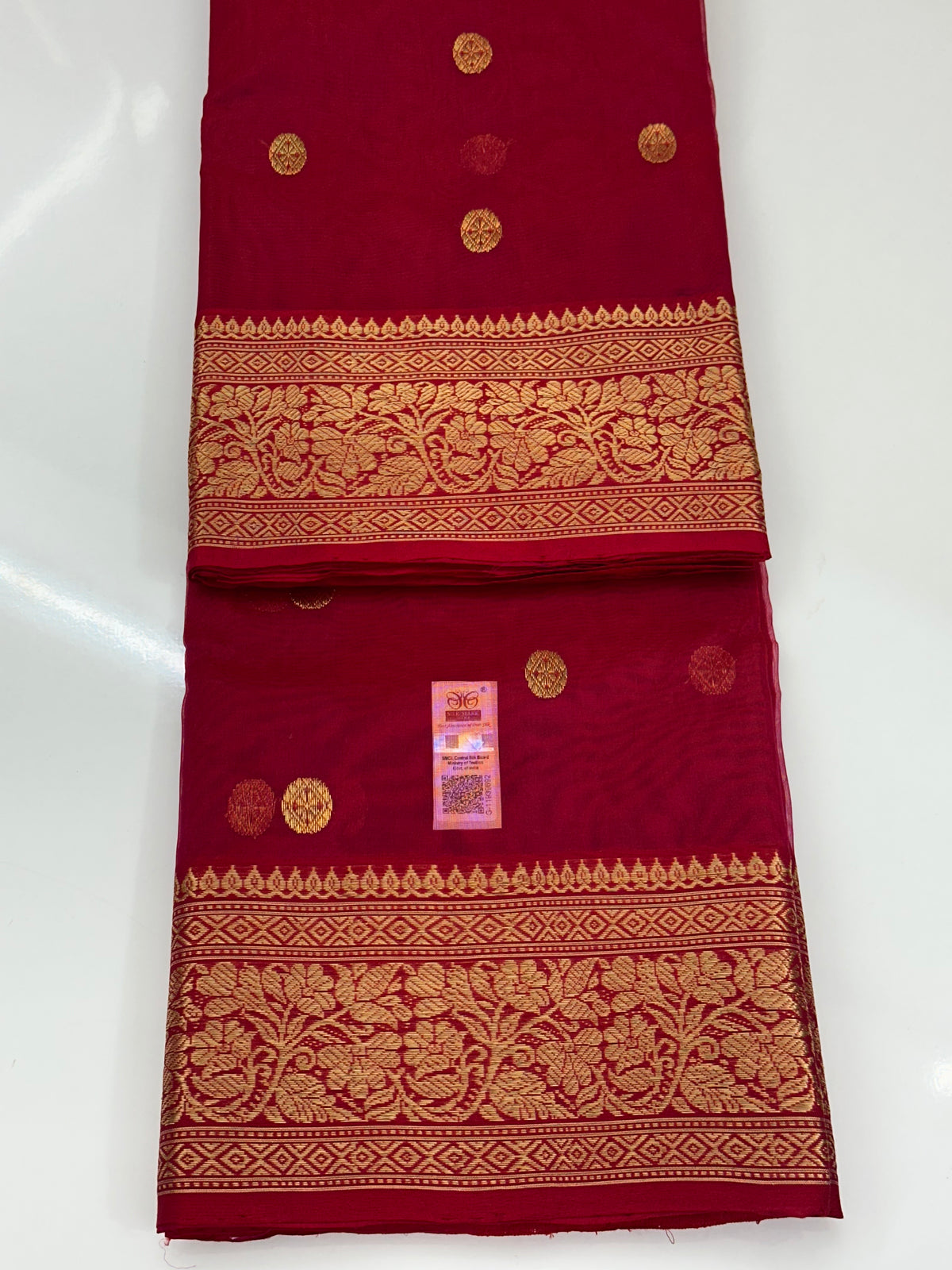 Traditional Chanderi Silk Saree – Handwoven Zari Border